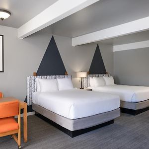 Queen Room Two Queen Beds